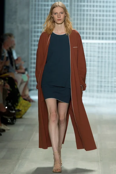 Look 2